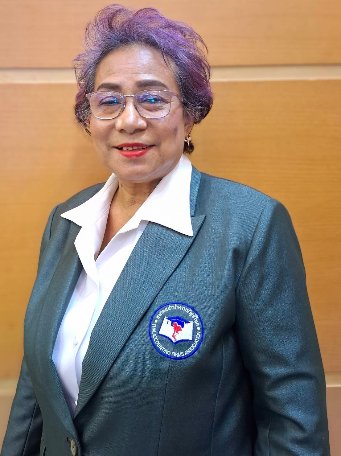 นางสาวปาริชาติ ศรียานงค์