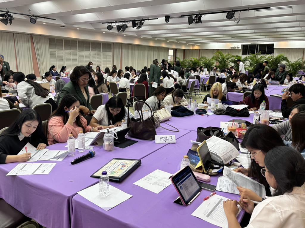 บรรยากาศการฝึกปฏิบัติจริงของนักศึกษาในค่าย Rookie Accountant Camp